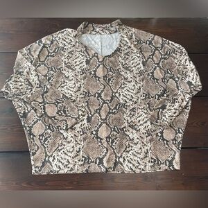 NWOT Perfectly Priscilla Snake Skin Blouse Soft Oversized Loose Sz 2XL Stretch